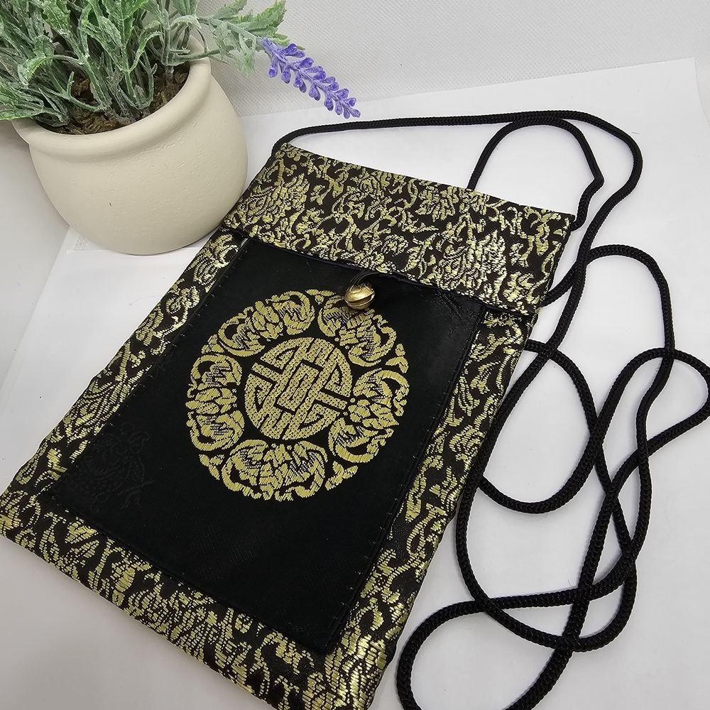Elegant Black and Gold Women's Bag